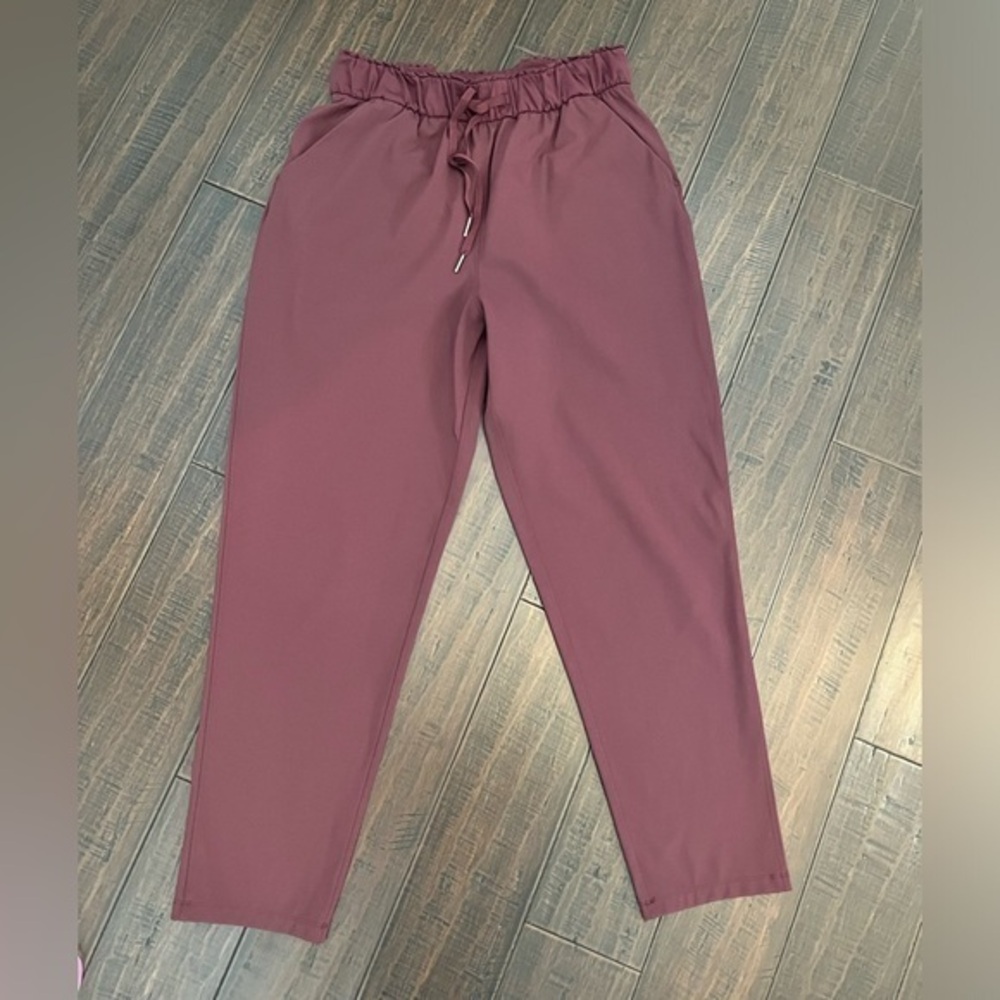 🍋Lululemon Keep Moving Pants 🍋